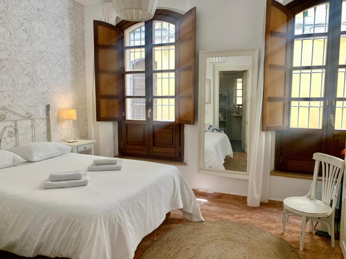 Lyrioshomes Malaga La Merced Centro ภายนอก รูปภาพ